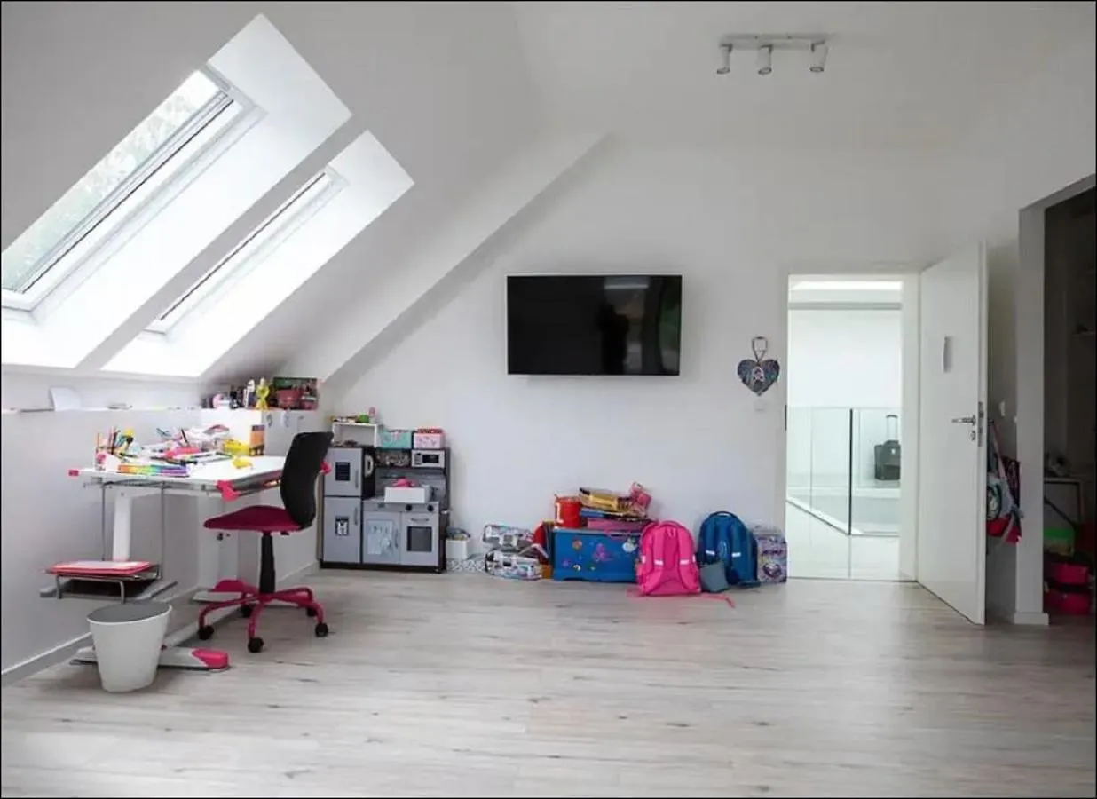 Vila Traum-Villa In Heiligensee Mit Innenpool Und Kamin Berlín