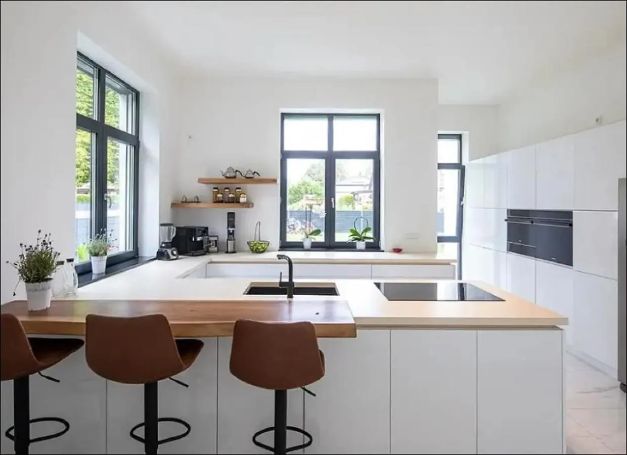 Traum-Villa In Heiligensee Mit Innenpool Und Kamin Berlín 0*,  Německo