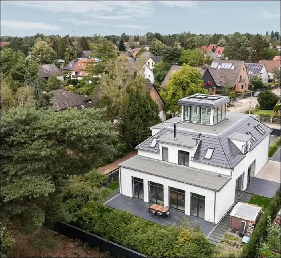 Traum-Villa In Heiligensee Mit Innenpool Und Kamin Berlin
